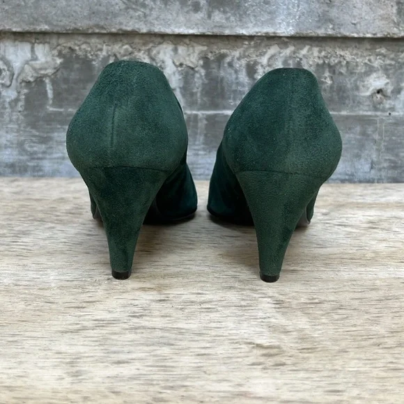 Petra Green Suede Medium Heels made in Florence Italy Vintage EUC - Picture 7 of 9